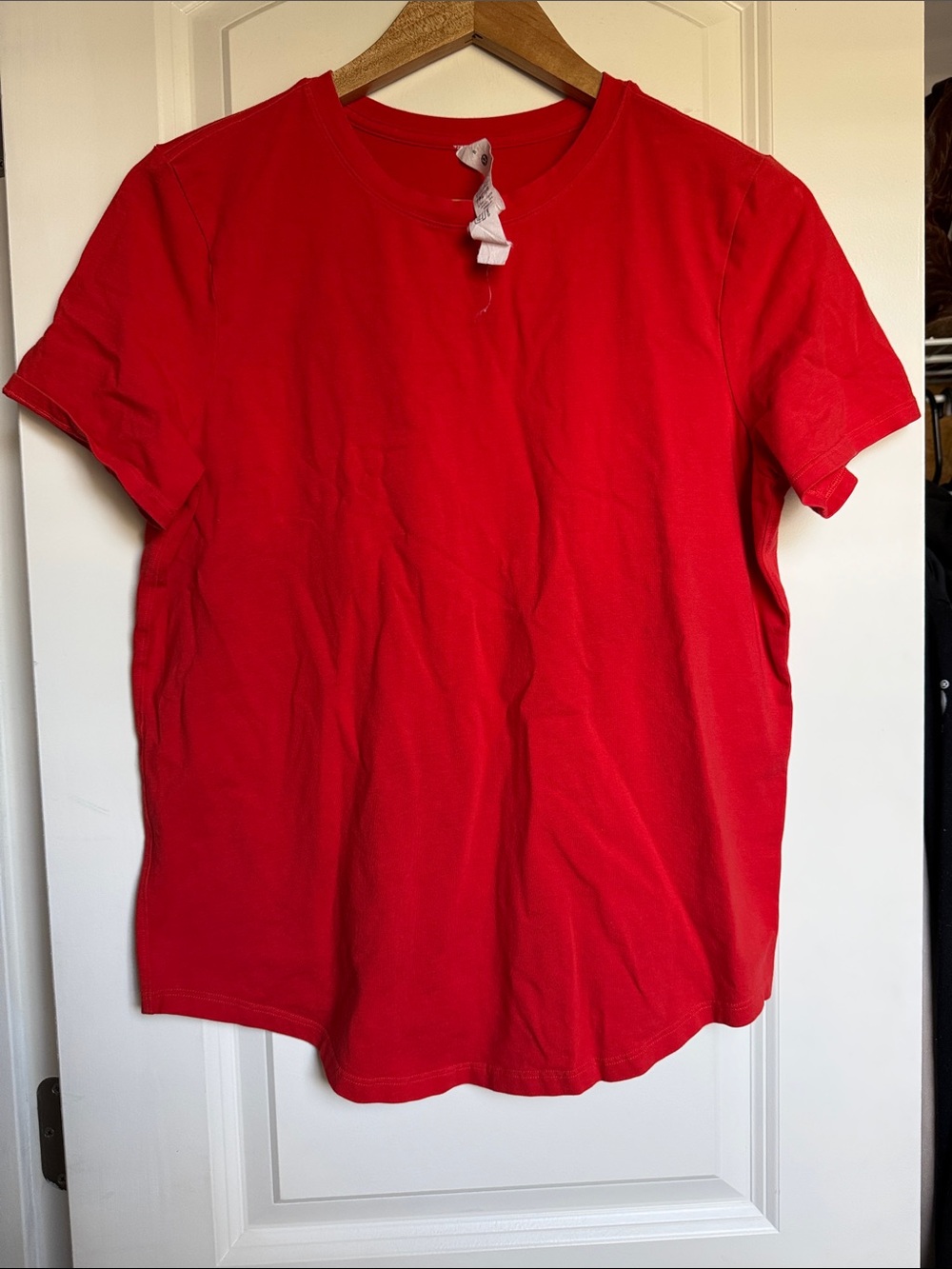lululemon athletica  Short Sleeve Crewneck Tee in Red
